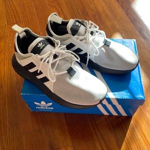 Adidas Ortholite size 4 kids sneakers fits women 6 black and gray sneakers